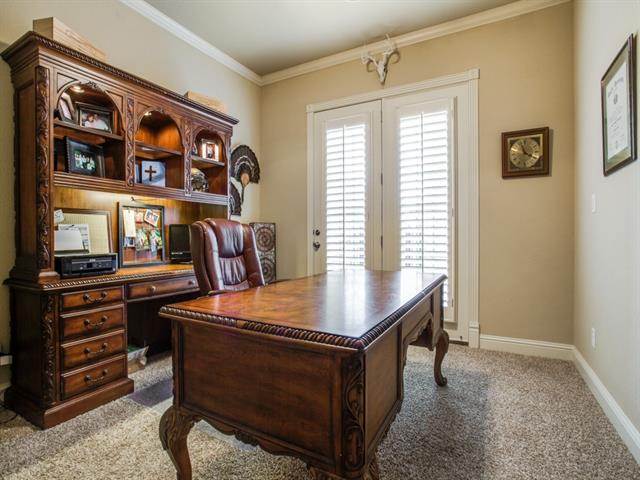 1079 Hawkwood Way