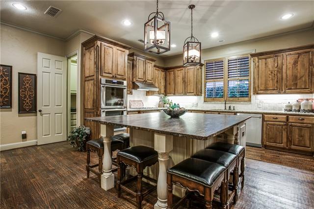 822 Deforest Rd