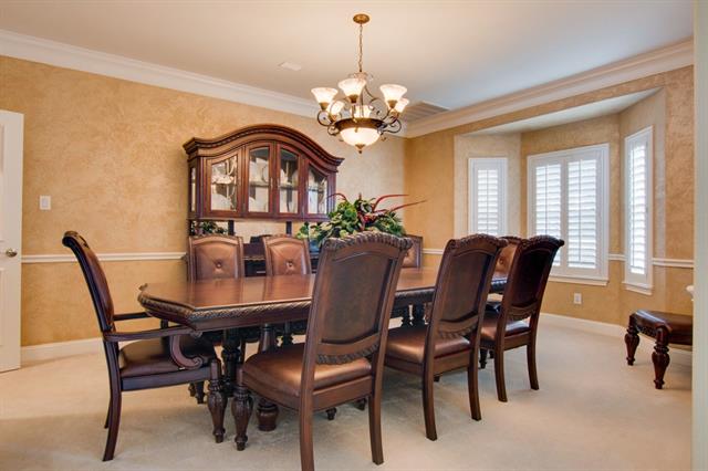 2601 Mont Clair Dr