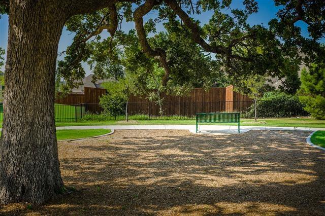 For Sale: 3809 Longchamp Ln Flower Mound, TX 75022