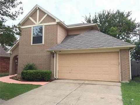 3916 Villa Downs Dr