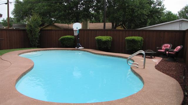 6002 Green Oaks Dr, Plano TX 75023