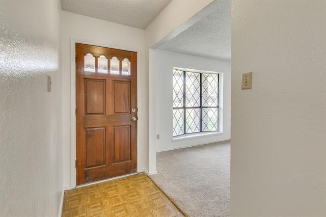 6740 Manitowoc Dr