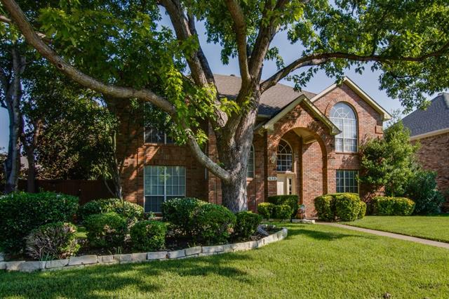 653 Forest Bend Dr