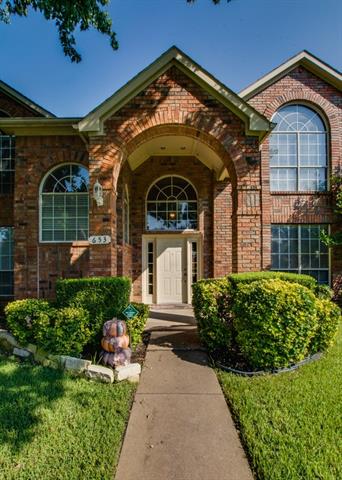 653 Forest Bend Dr