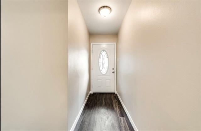 1105 Woodcrest Dr