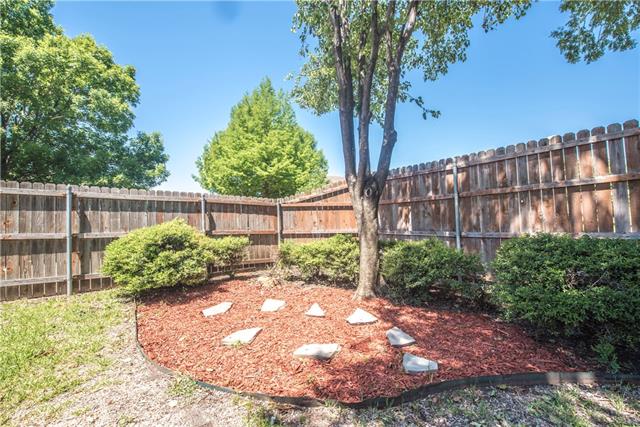 109 W Bancroft Dr