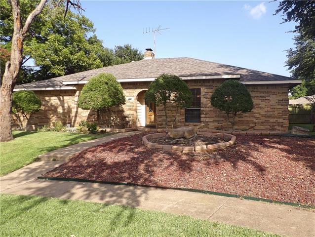 2526 Inverness Dr