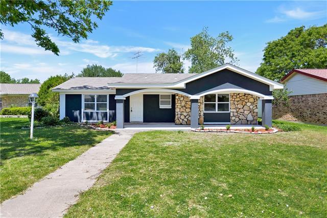 1911 J J Pearce Dr
