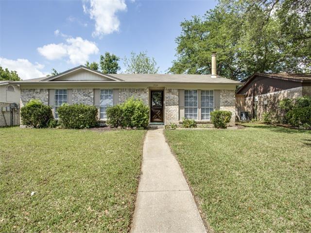 1911 J J Pearce Dr