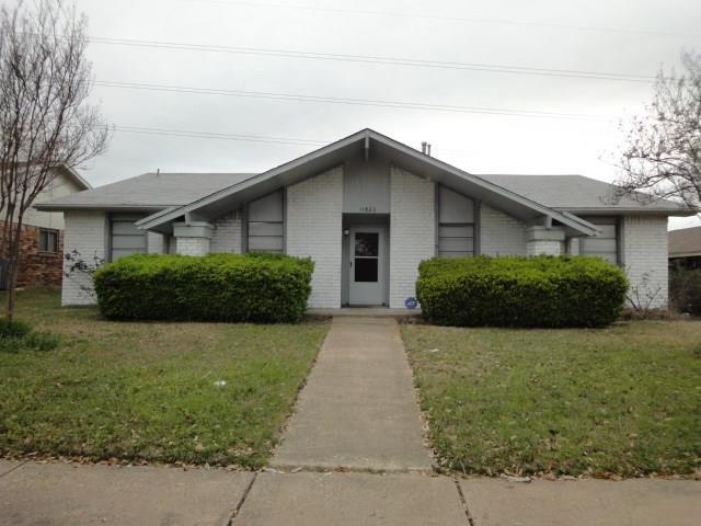 1911 J J Pearce Dr