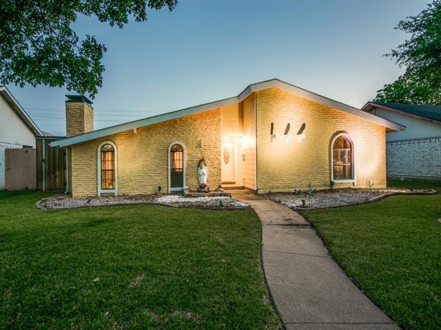 2730 Big Oaks Dr
