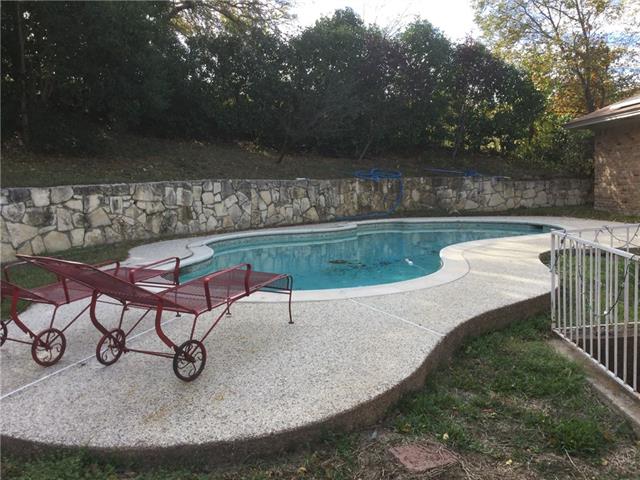 818 Walter Hill Dr