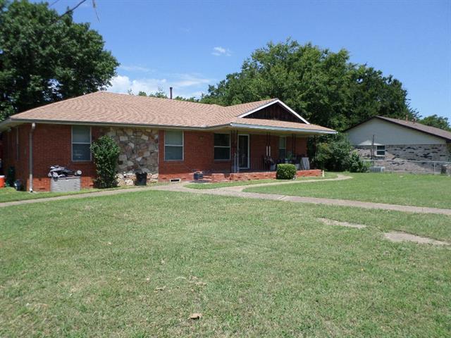 221 E Cober Dr