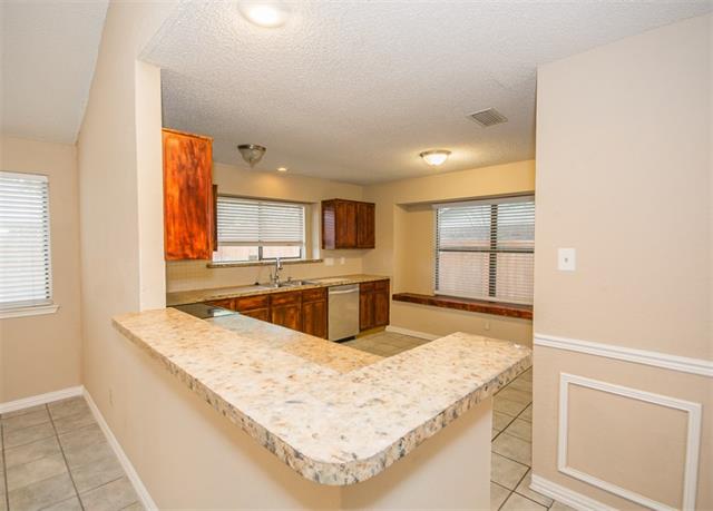 2666 Fairmont Dr