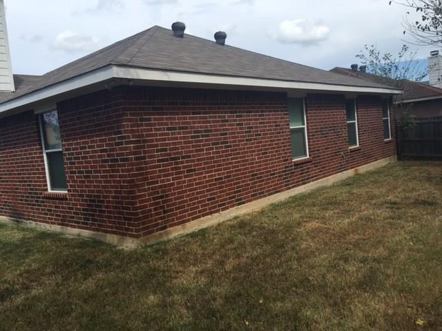 719 Rachel St
