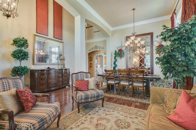 For Sale: 2512 Pinnacle Point Dr Grand Prairie, TX 75054