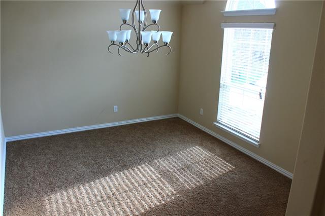 For Sale: 7620 Town Lake Dr Grand Prairie, TX 75054