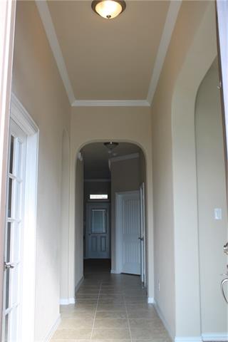 For Sale: 7620 Town Lake Dr Grand Prairie, TX 75054