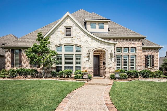 521 Lavaine Ln