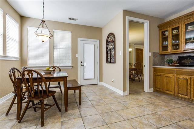 2612 Merlin Dr