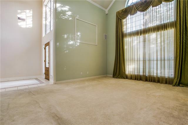 1135 Christopher Ct