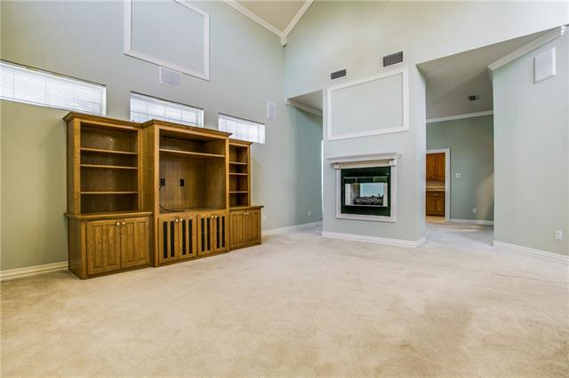 1135 Christopher Ct