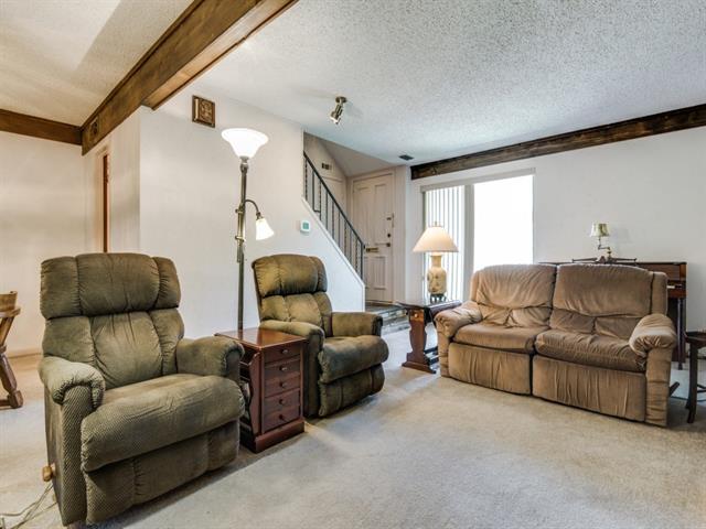 For Sale: 2805 Cheyenne St Irving, TX 75062