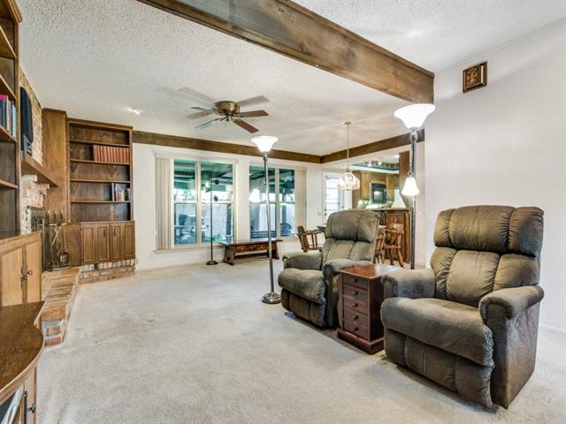For Sale: 2805 Cheyenne St Irving, TX 75062
