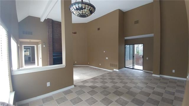 310 Sheridan Trl