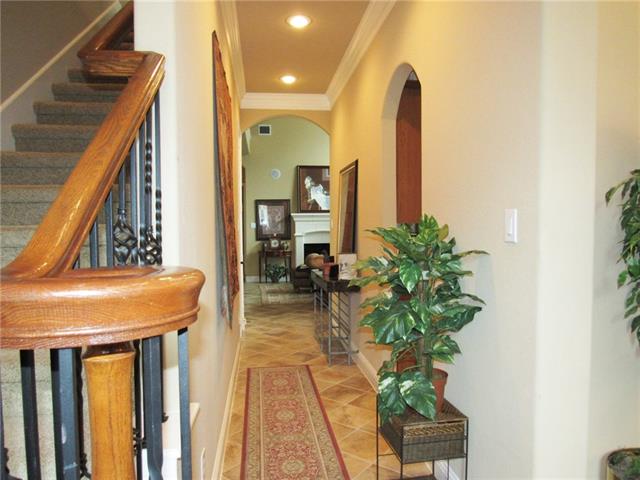 For Sale: 241 Carrington Ln Lewisville, TX 75067