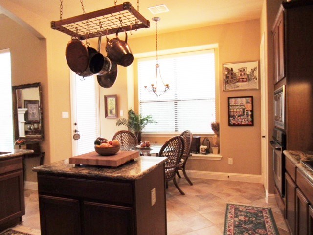 For Sale: 241 Carrington Ln Lewisville, TX 75067