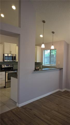 For Sale: 952 Ramblewood Dr Lewisville, TX 75067