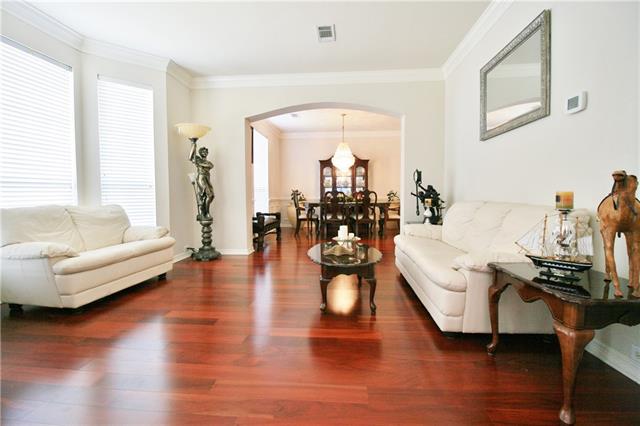 For Sale: 416 Crestview Point Dr Lewisville, TX 75067