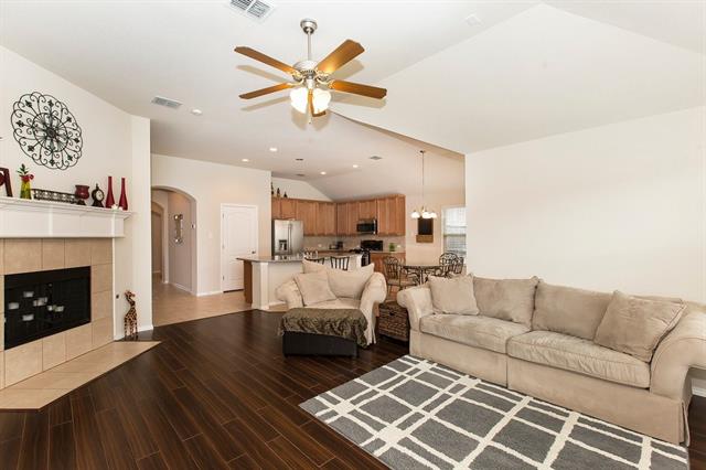 For Sale: 14929 Frisco Ranch Dr Little Elm, TX 75068