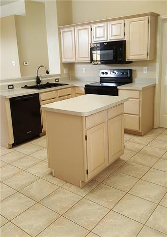 For Sale: 4409 San Fernando Ln Mckinney, TX 75070