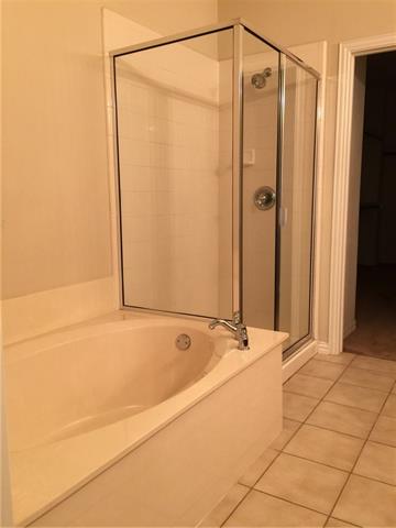 For Sale: 8900 Trolley Trl Mckinney, TX 75070