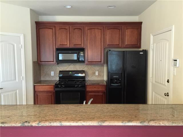 For Sale: 8900 Trolley Trl Mckinney, TX 75070