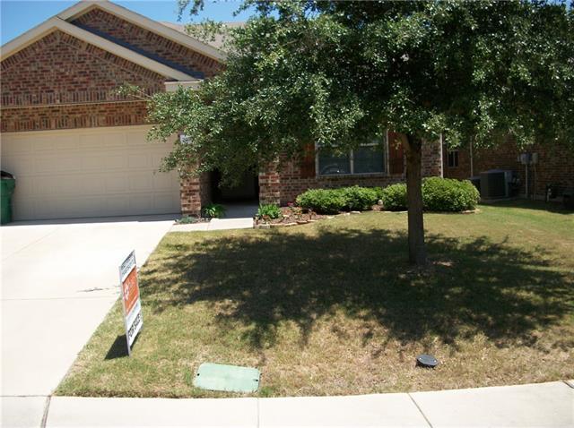 901 Willow Tree Dr