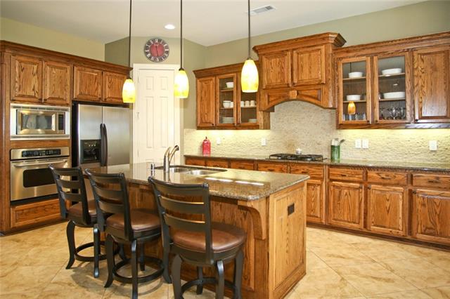 709 Wooded Trail Dr, Mckinney TX 75071