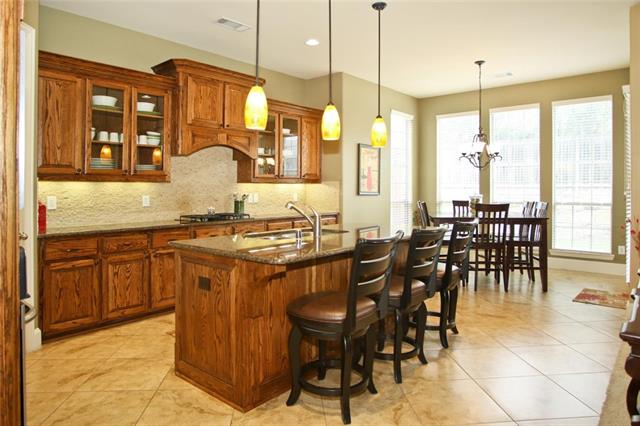 709 Wooded Trail Dr, Mckinney TX 75071