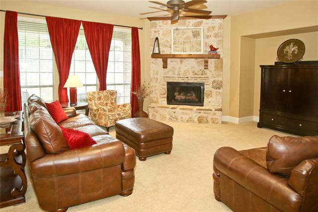 709 Wooded Trail Dr, Mckinney TX 75071