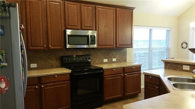 For Sale: 2840 Fair Timber Way Mckinney, TX 75071