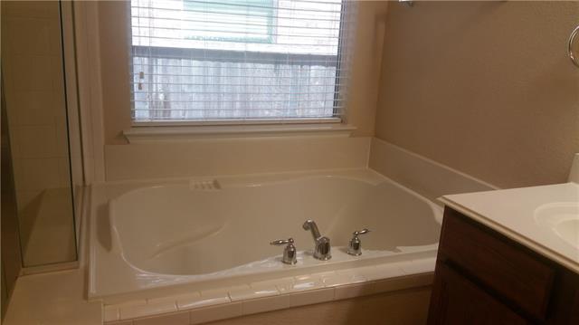For Sale: 2840 Fair Timber Way Mckinney, TX 75071