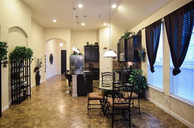 For Sale: 5017 White Spruce Dr Mckinney, TX 75071