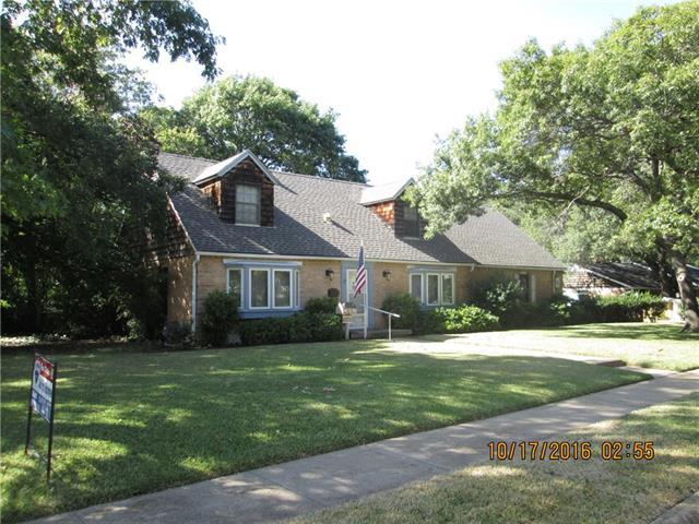 714 Laguna Dr