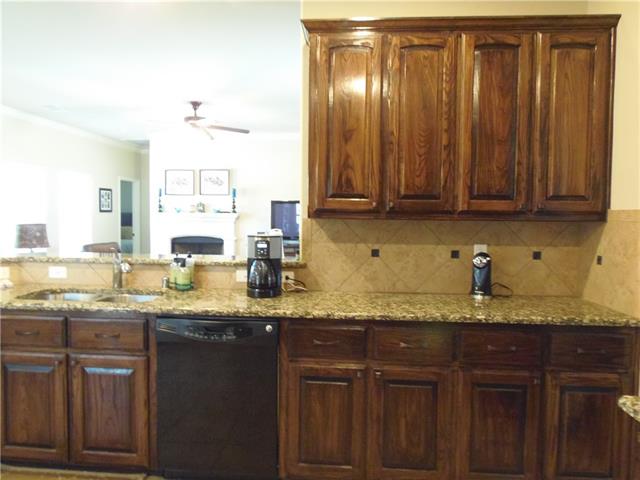For Sale: 1278 Waters Edge Dr Rockwall, TX 75087