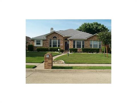 8818 Greenwood Trl