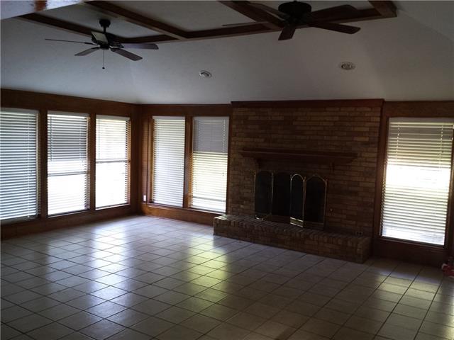 For Sale: 2704 Dalrock Rd Rowlett, TX 75088