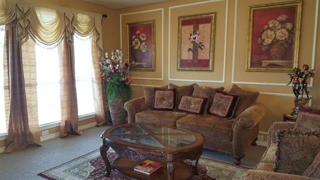 1112 Ruby St, Plano TX 75094